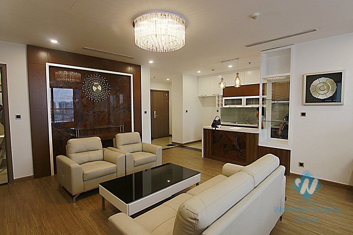 Nice three bedrooms apartment for rent in Vinhome Metropolis, Ba Dinh district, Ha Noi